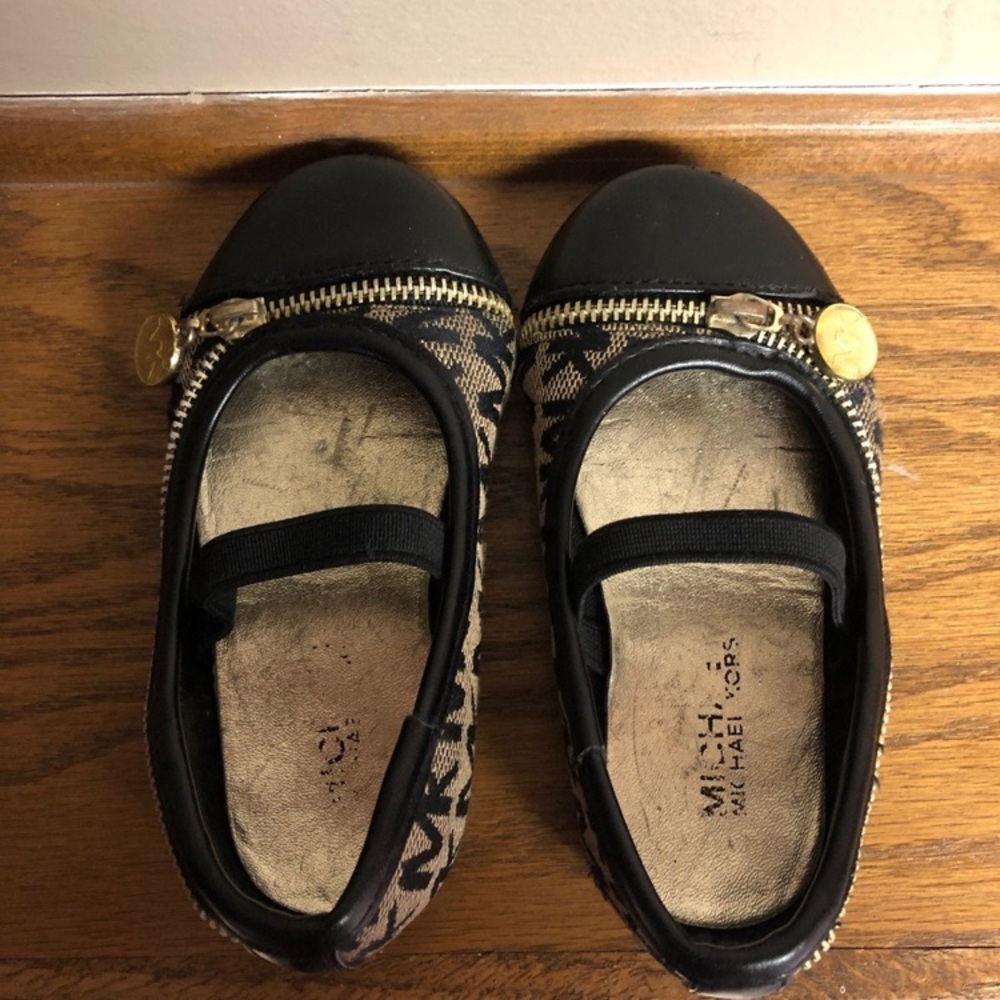 Micheal Kors toddler size 6 shoes